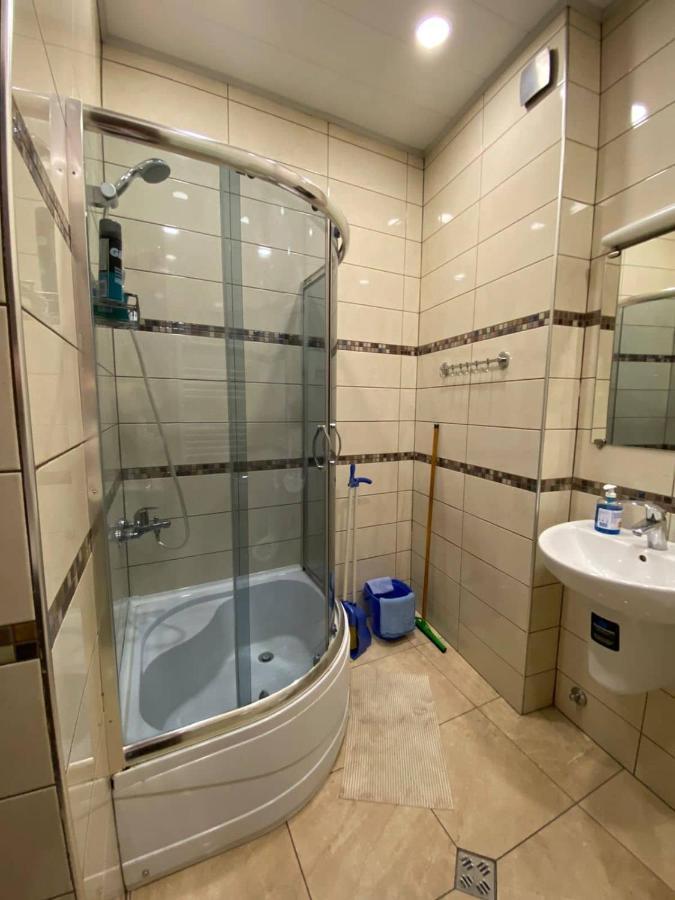 Brand New Apartment With Terrace Tbilisi Exterior photo