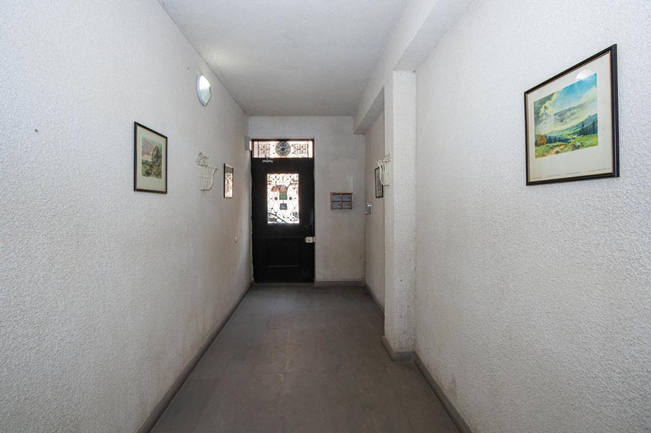 Brand New Apartment With Terrace Tbilisi Exterior photo